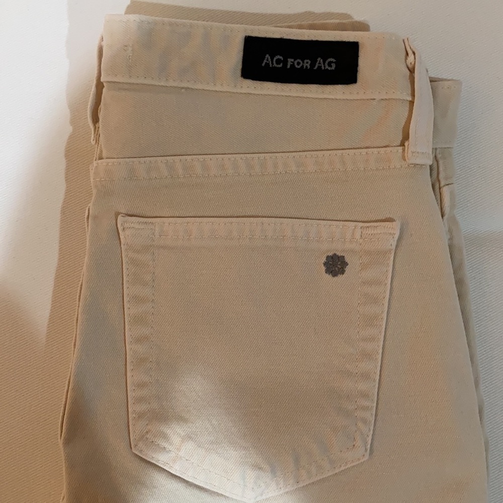 AG skinny 24